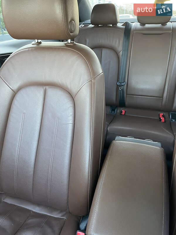 Седан Audi A6 2015 в Чернигове