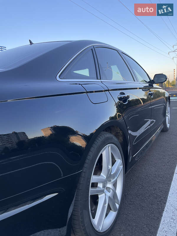 Седан Audi A6 2015 в Чернигове