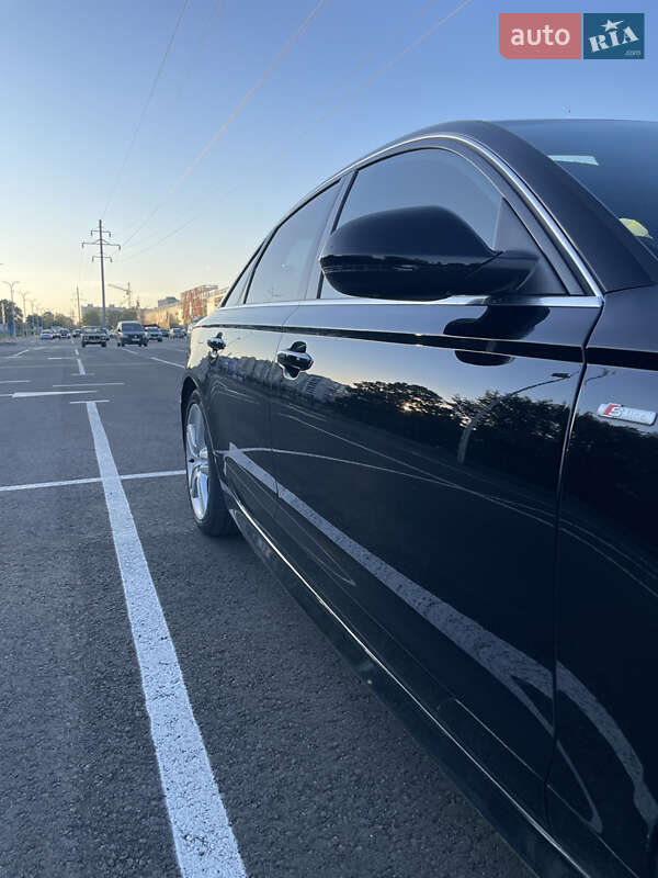 Седан Audi A6 2015 в Чернигове