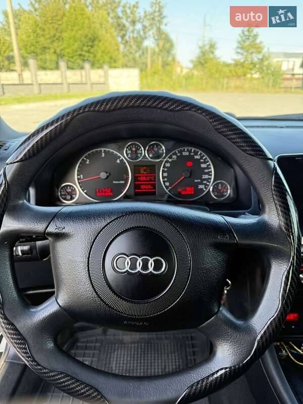 Седан Audi A6 2001 в Рівному