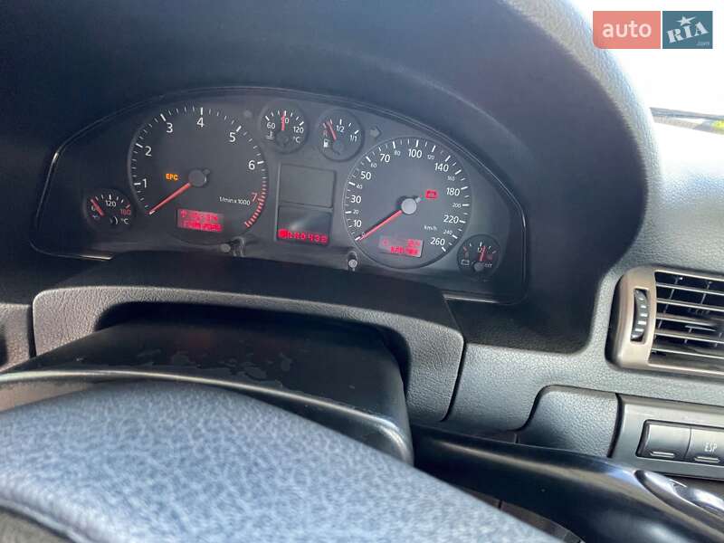 Універсал Audi A6 2001 в Виноградові