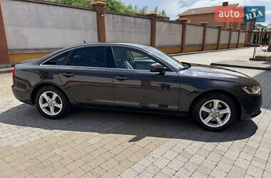 Audi A6  2012