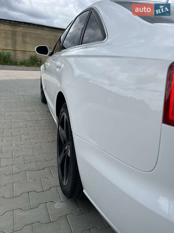 Седан Audi A6 2014 в Вінниці