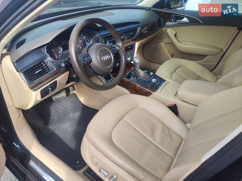 Седан Audi A6 2012 в Ужгороде