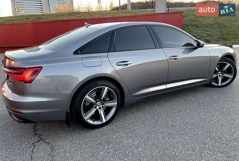 Седан Audi A6 2018 в Киеве