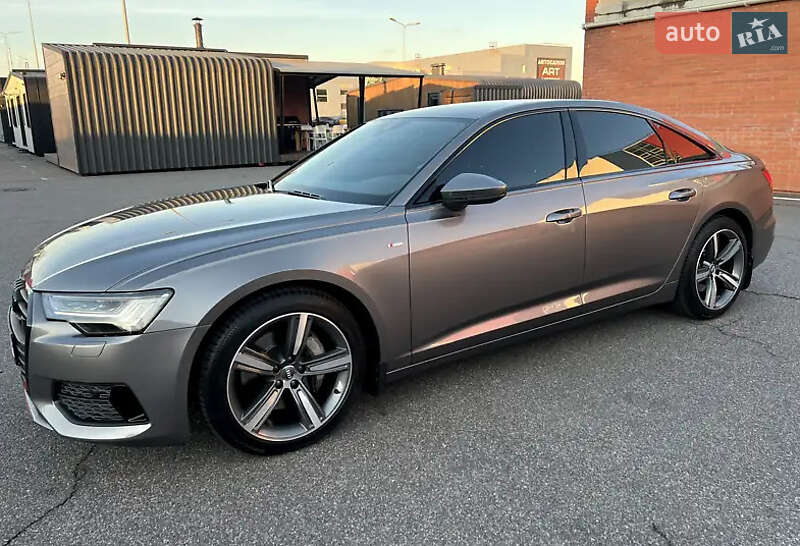 Седан Audi A6 2018 в Киеве