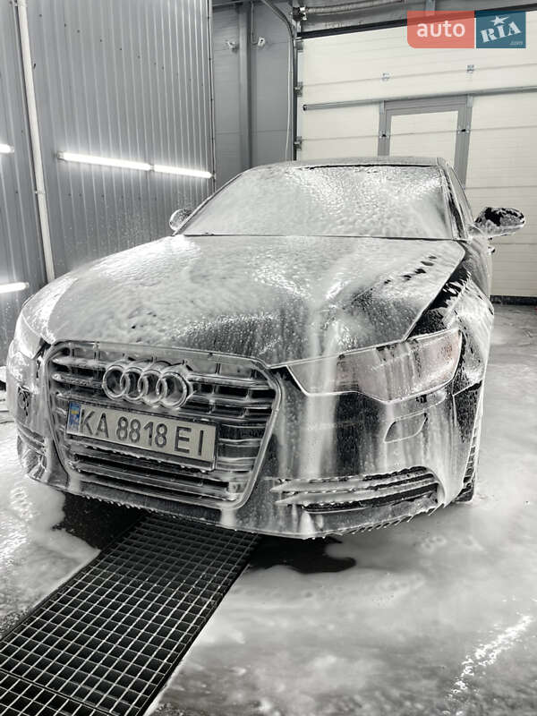 Седан Audi A6 2014 в Києві