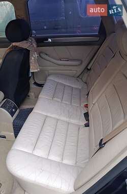 Универсал Audi A6 2002 в Изюме
