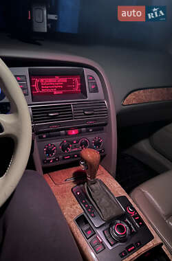 Audi A6  2005