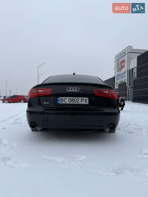 Седан Audi A6 2012 в Стрию
