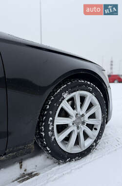 Седан Audi A6 2012 в Стрию