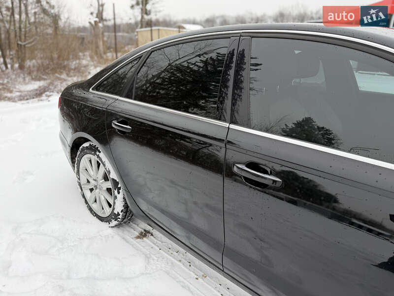 Седан Audi A6 2012 в Стрию