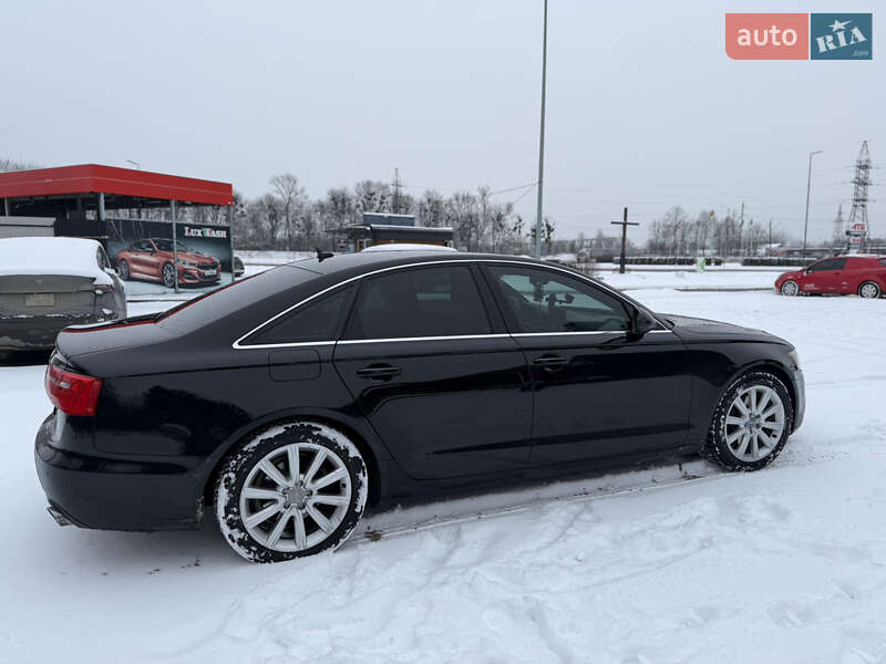 Седан Audi A6 2012 в Стрию