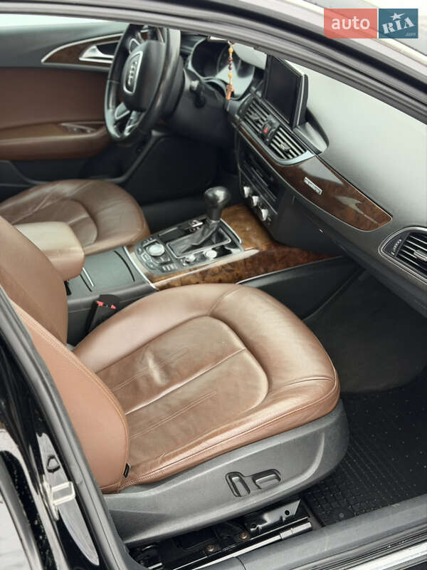Седан Audi A6 2012 в Стрию