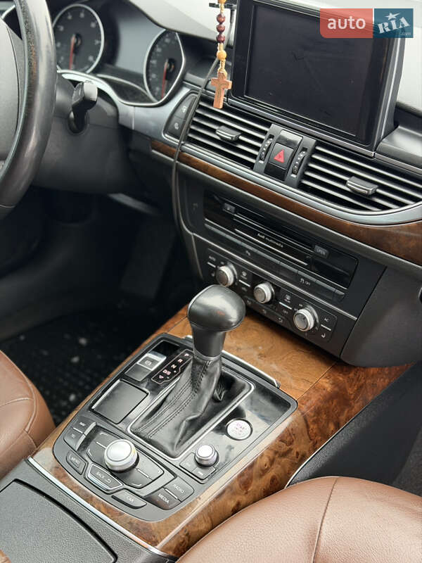 Седан Audi A6 2012 в Стрию