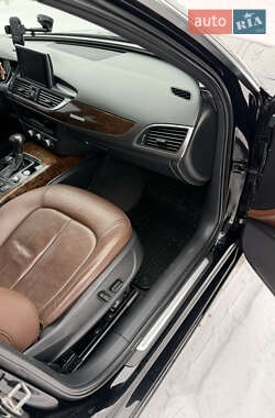 Седан Audi A6 2012 в Стрию