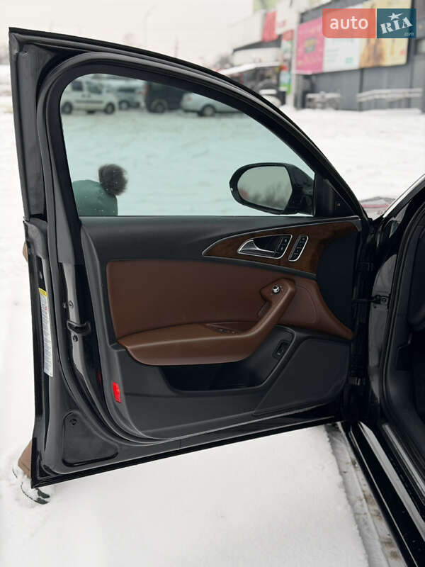Седан Audi A6 2012 в Стрию