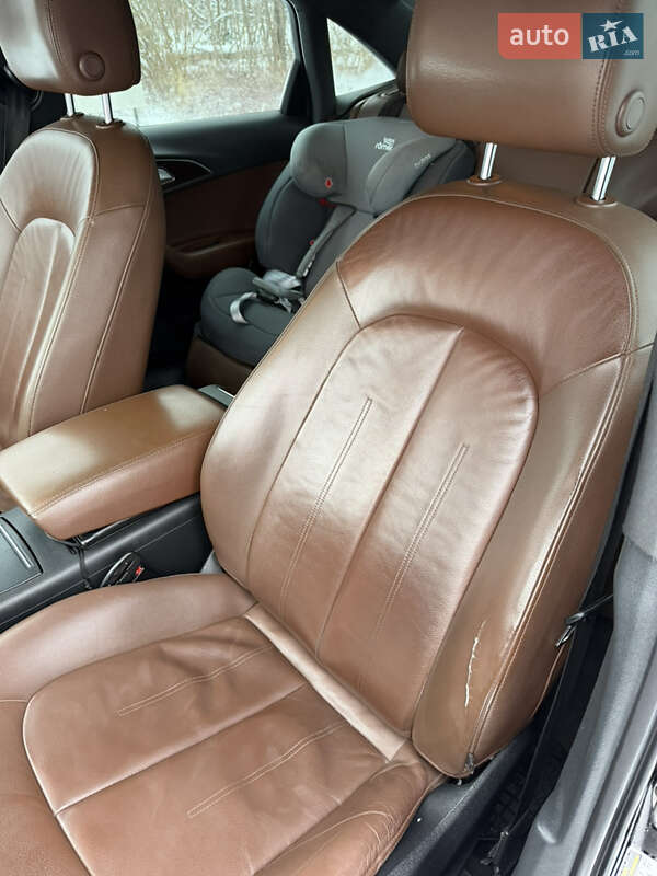 Седан Audi A6 2012 в Стрию