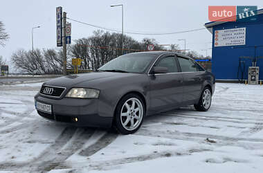 Audi A6  1998