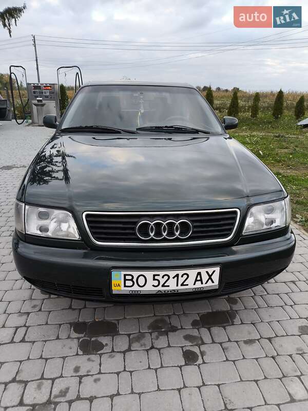 Седан Audi A6 1995 в Борщеве