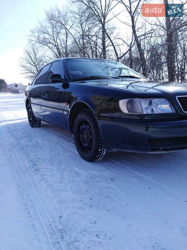 Седан Audi A6 1995 в Борщеве