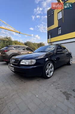 Audi A6  1997