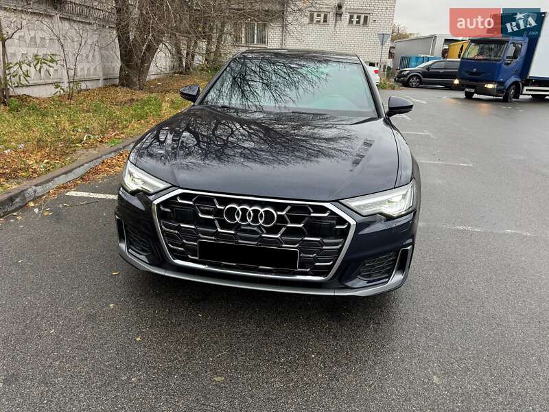 Седан Audi A6 2022 в Киеве