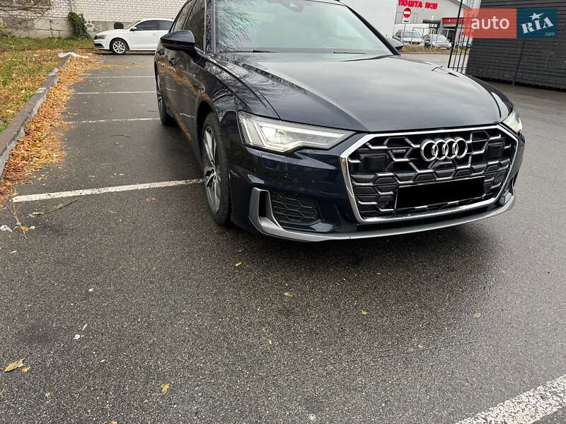Седан Audi A6 2022 в Киеве