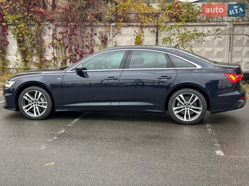 Седан Audi A6 2022 в Киеве