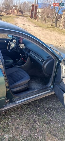 Седан Audi A6 1998 в Зарічному