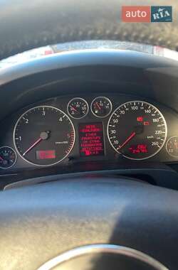 Audi A6  2003