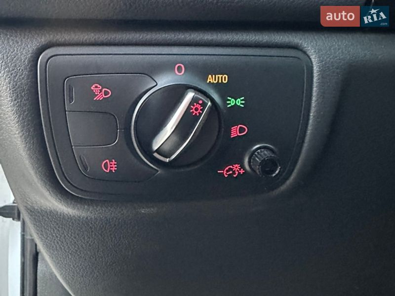 Седан Audi A6 2015 в Львове