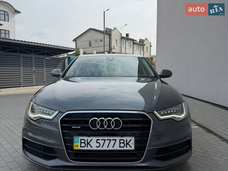 Седан Audi A6 2014 в Рівному