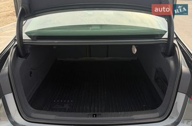 Седан Audi A6 2014 в Рівному