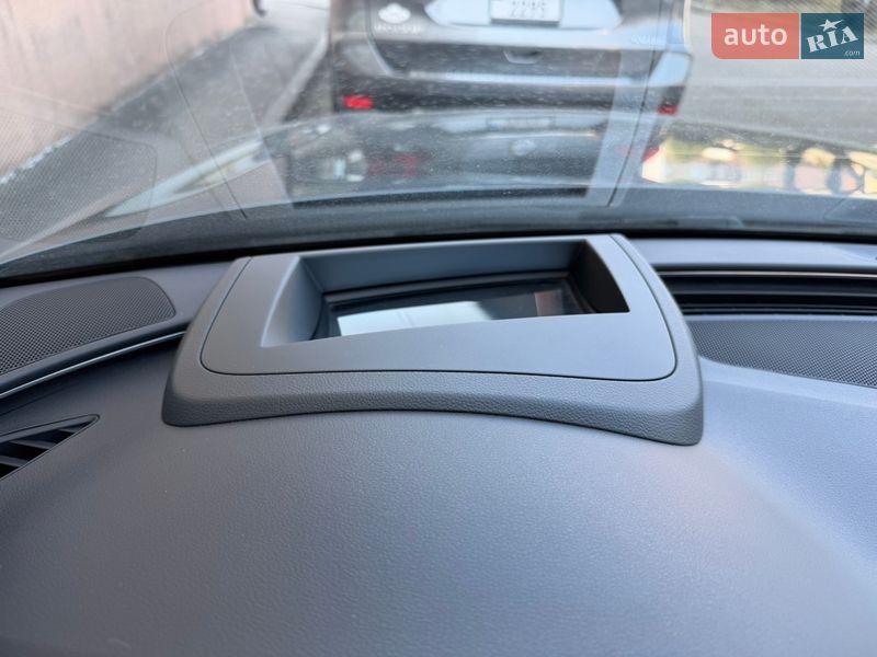 Седан Audi A6 2014 в Рівному