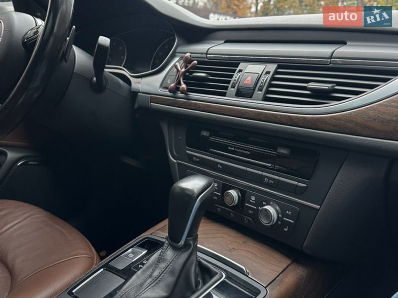 Седан Audi A6 2015 в Хмельницком