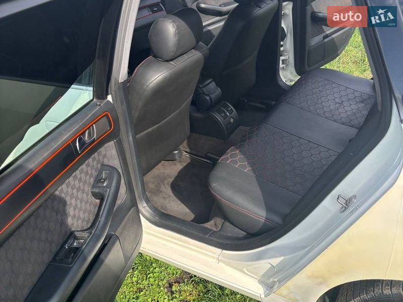 Универсал Audi A6 1999 в Тысменице