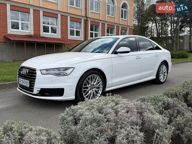 Седан Audi A6 2015 в Умані