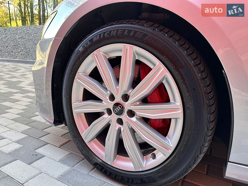 Седан Audi A6 2020 в Львове