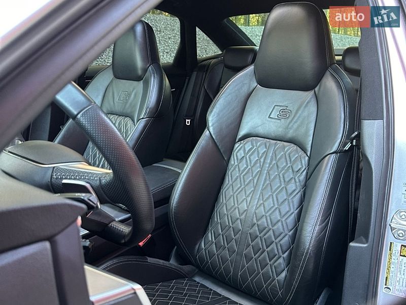 Седан Audi A6 2020 в Львове