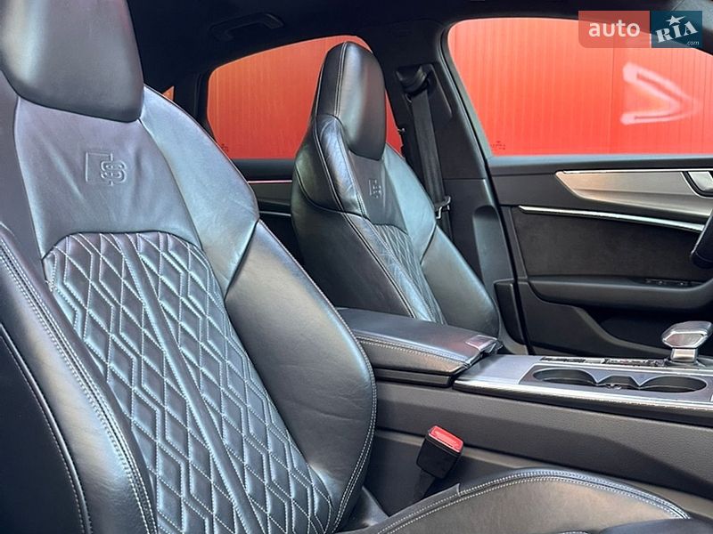 Седан Audi A6 2020 в Львове