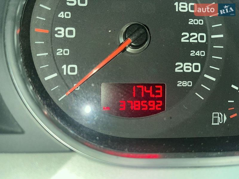 Седан Audi A6 2010 в Києві фото 19 Седан Audi A6 2010 в Києві