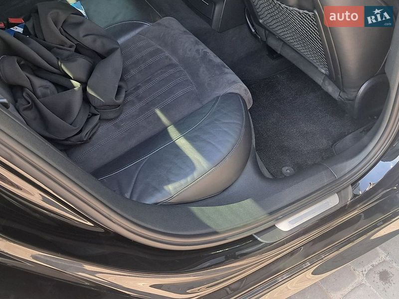 Седан Audi A6 2015 в Вараше