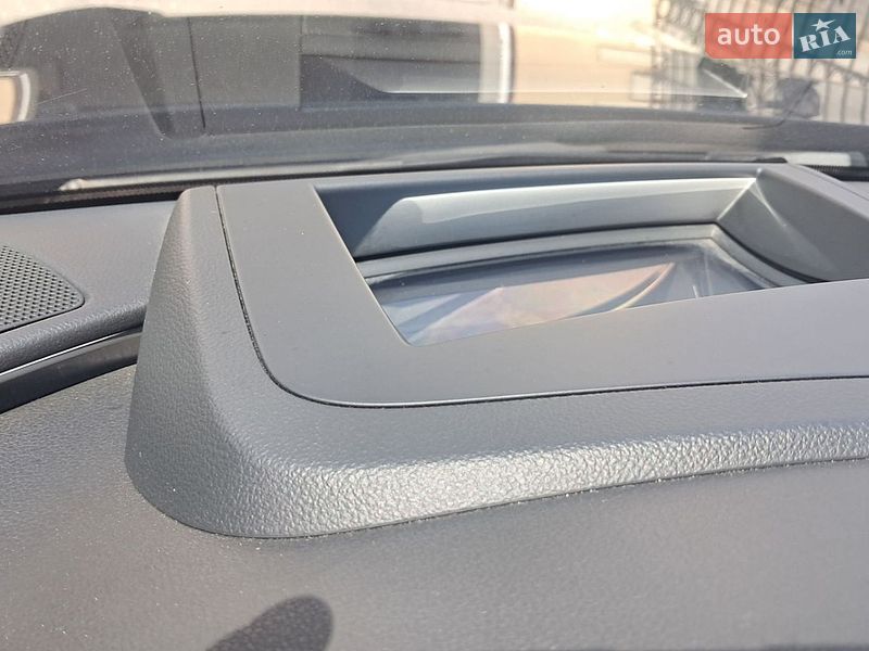 Седан Audi A6 2015 в Вараше