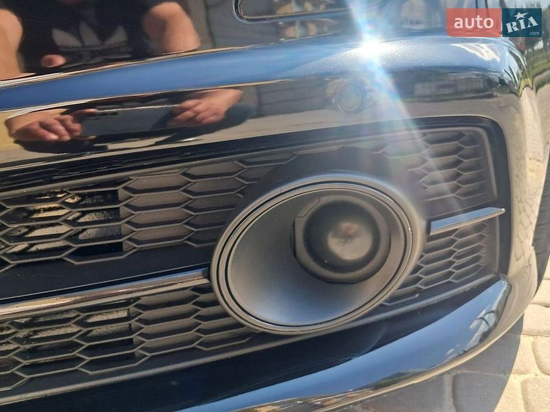 Седан Audi A6 2015 в Вараше