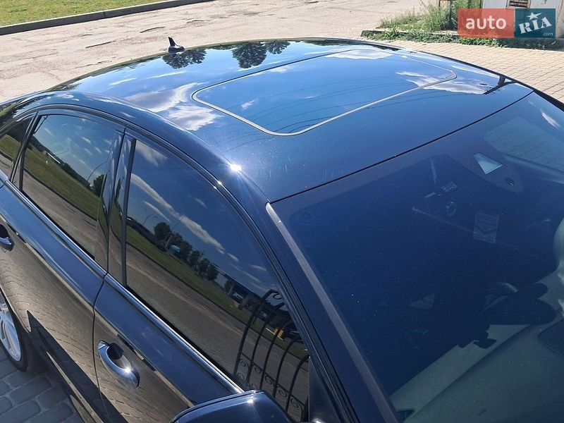 Седан Audi A6 2015 в Вараше