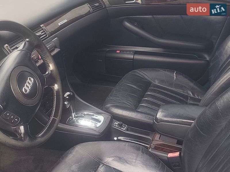 Универсал Audi A6 2000 в Шполе