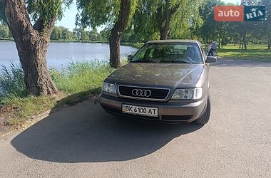 Audi A6  1997