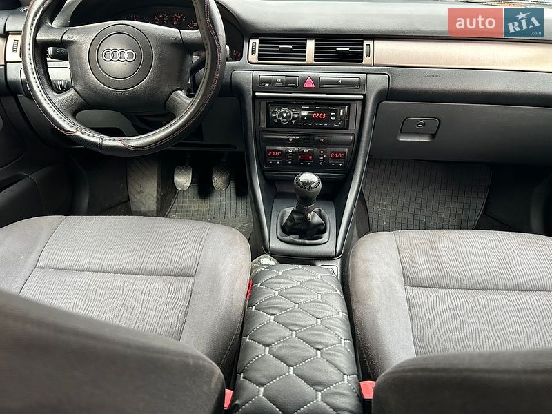 Седан Audi A6 1998 в Запорожье