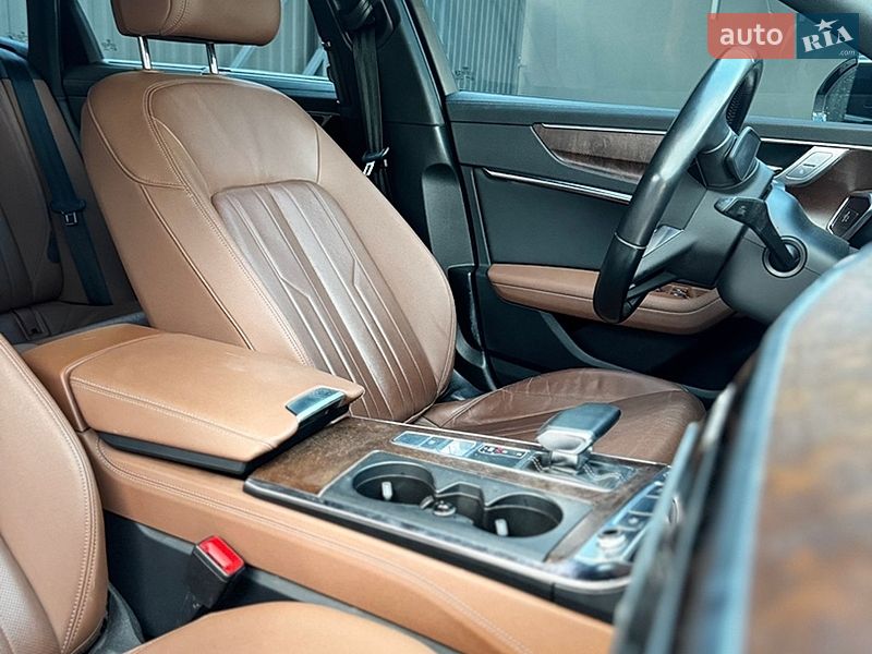 Седан Audi A6 2019 в Львове